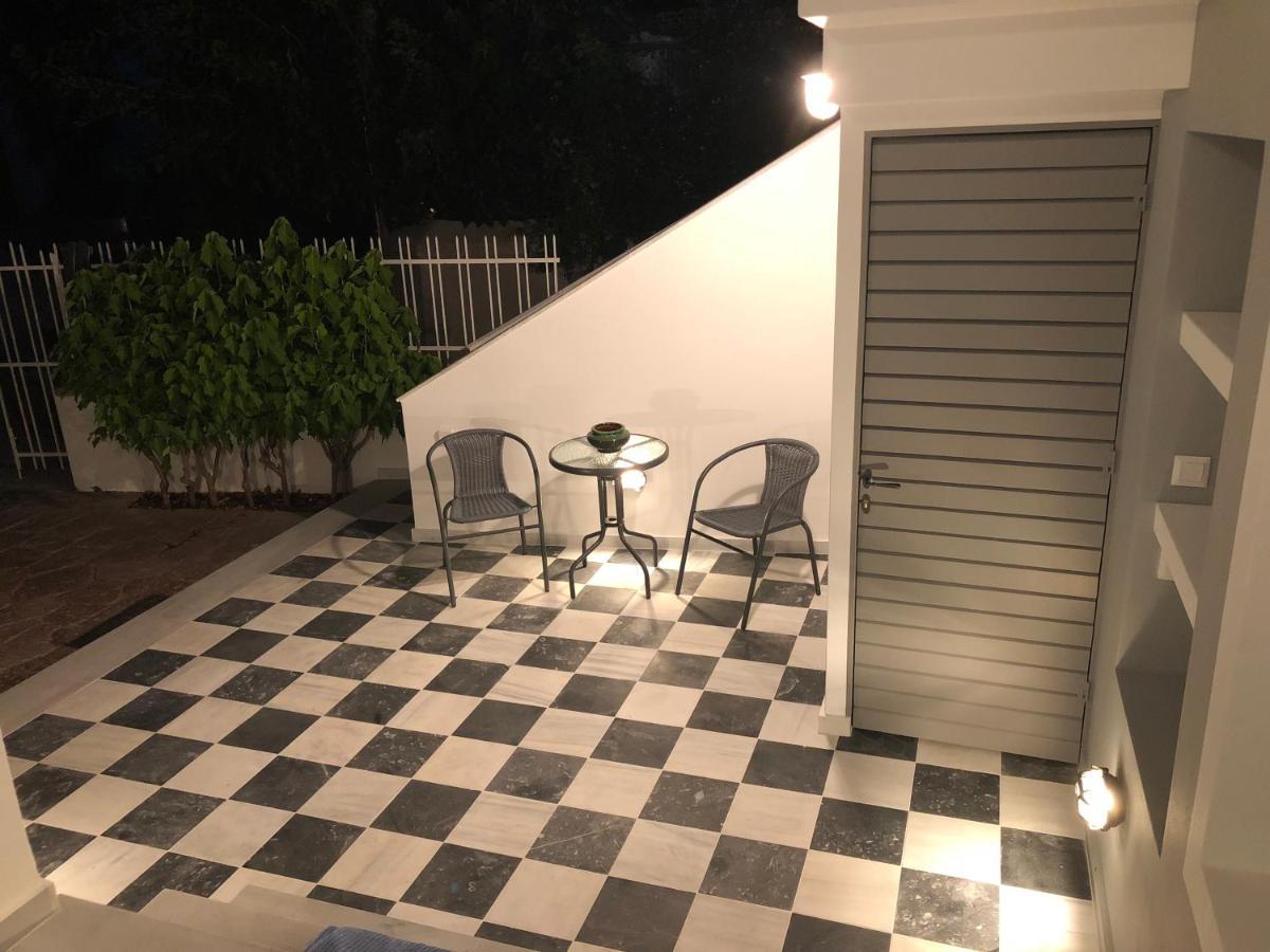 The Elegant Summer House Spetses Town Екстер'єр фото