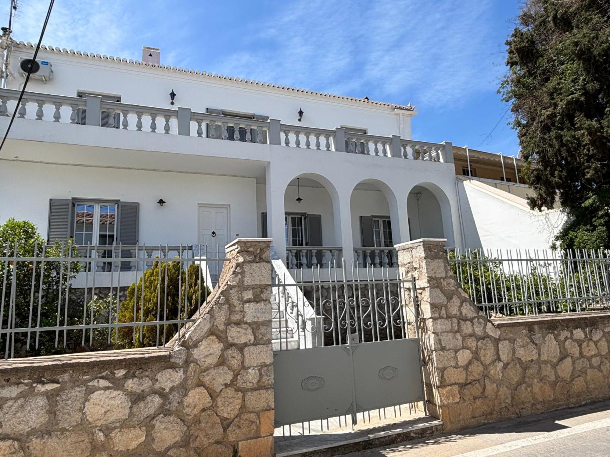 The Elegant Summer House Spetses Town Екстер'єр фото